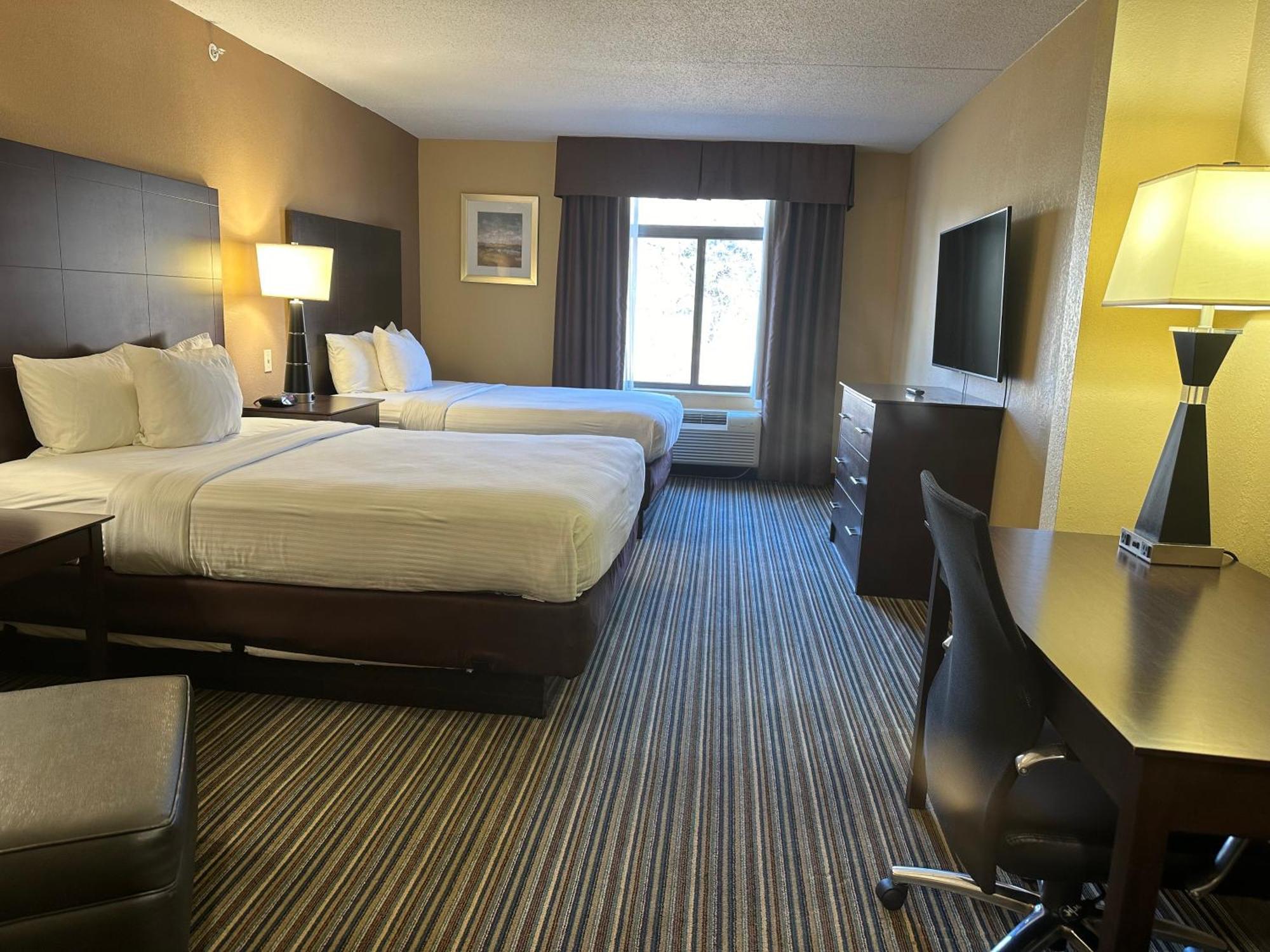 Wingate By Wyndham Harrisburg Near Hershey Exterior photo