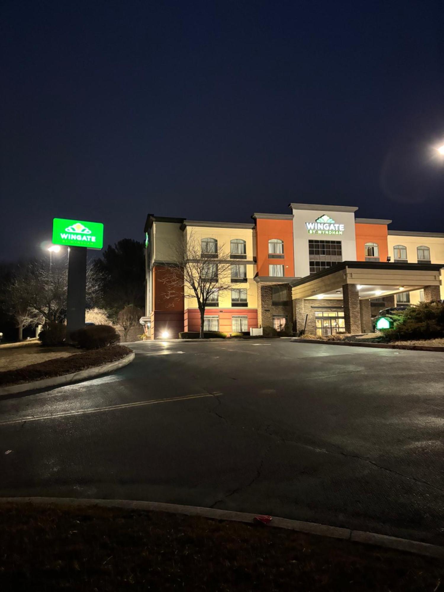 Wingate By Wyndham Harrisburg Near Hershey Exterior photo