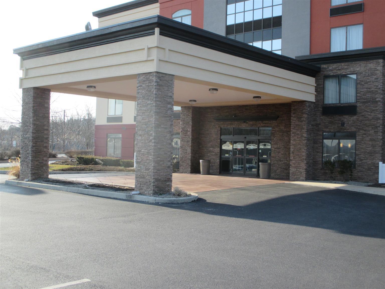 Wingate By Wyndham Harrisburg Near Hershey Exterior photo